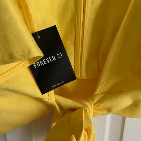 Bright yellow crop top with tie size small - Picture 2 of 9